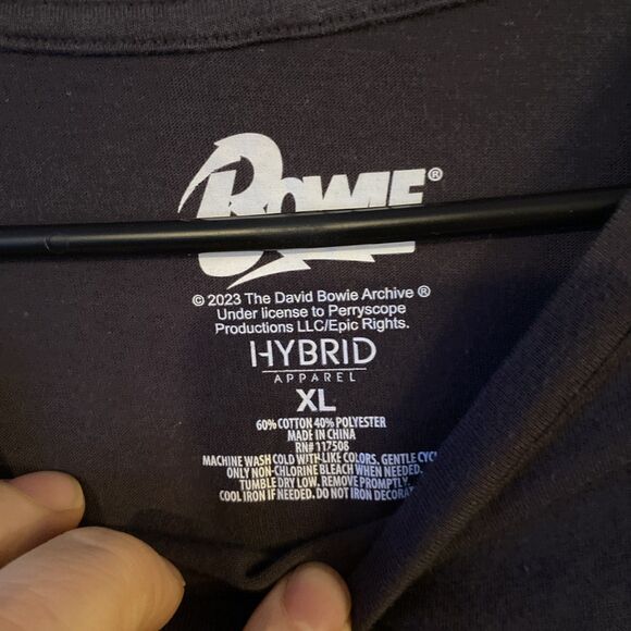 David Bowie T Shirt Men’s Size XL Rebel Rebel Black Graphic Print Hybrid Apparel - Picture 2 of 8